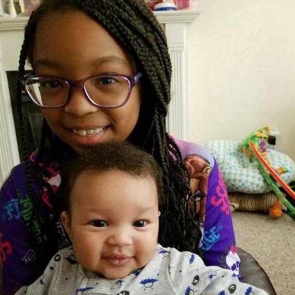 Meet your Posher, Mari - Picture 1 of 1